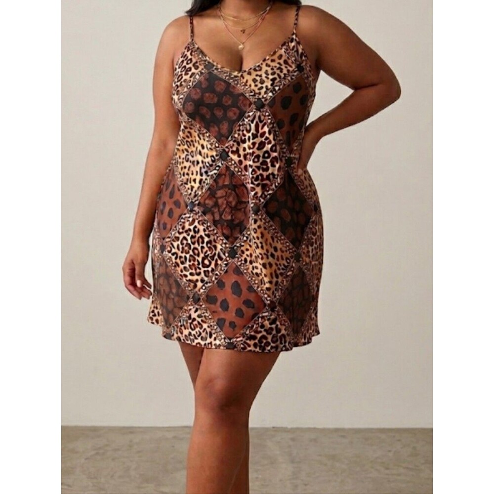 Nightie Silky Animal Print with Patchwork Look with Floral Vine Borders